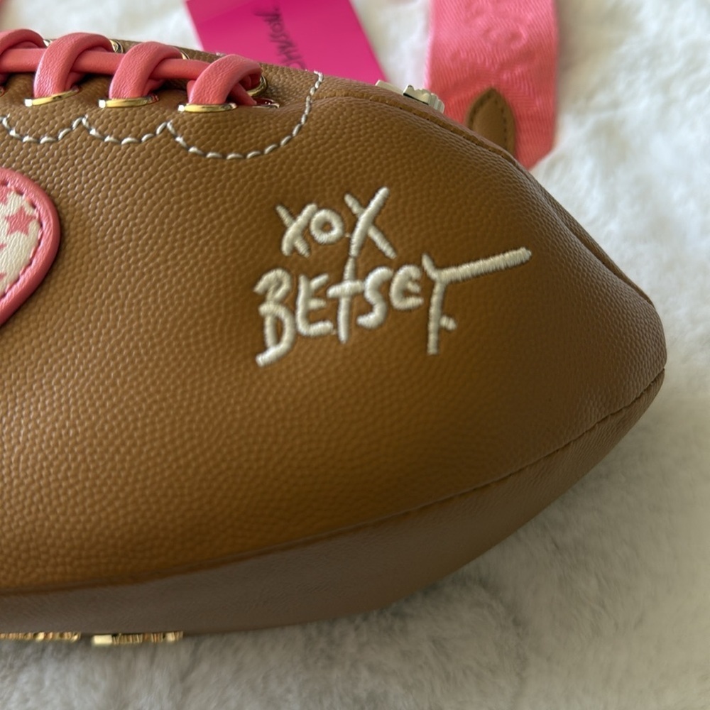 🎀🏈Betsey Johnson Kitsch Crossbody Football XOTOSS NWT 🏈🎀 - Picture 5 of 15